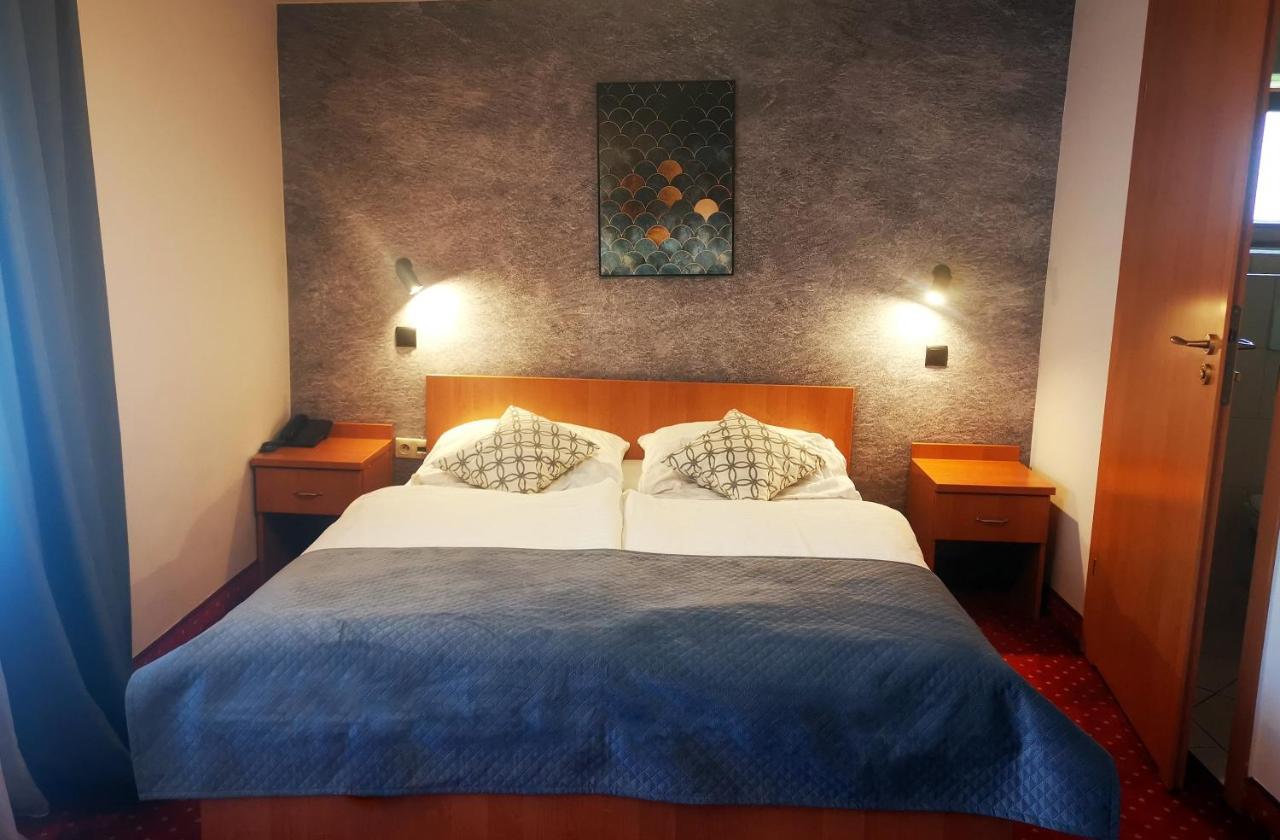 Hotel Solny Wieliczka Buitenkant foto