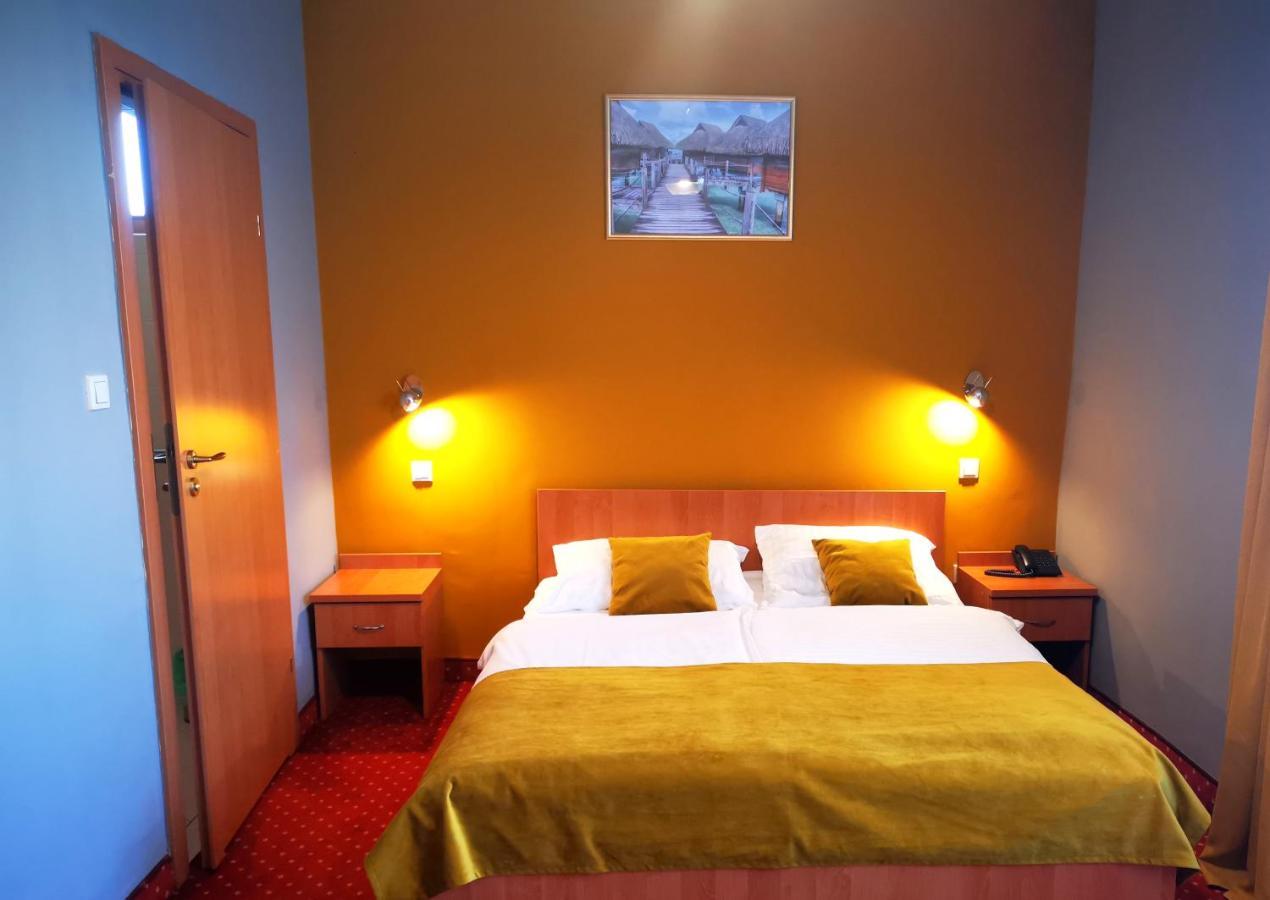 Hotel Solny Wieliczka Buitenkant foto