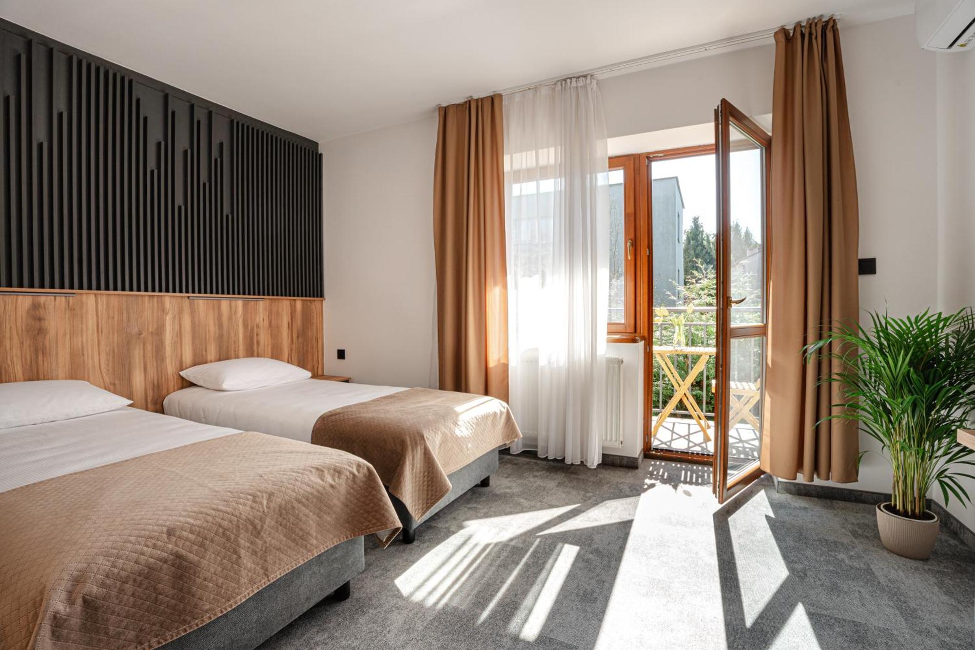 Hotel Solny Wieliczka Buitenkant foto