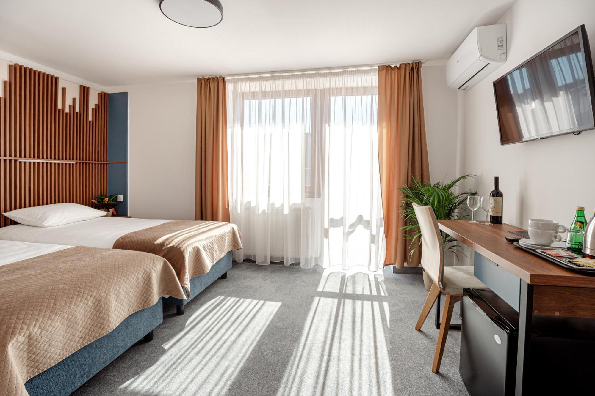 Hotel Solny Wieliczka Buitenkant foto