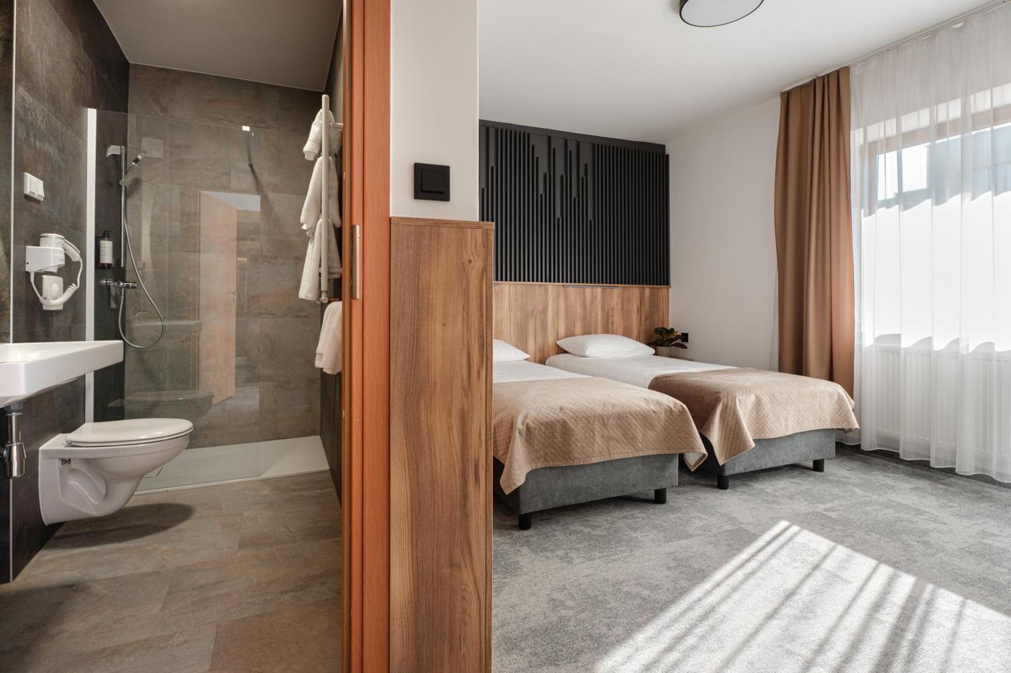 Hotel Solny Wieliczka Buitenkant foto